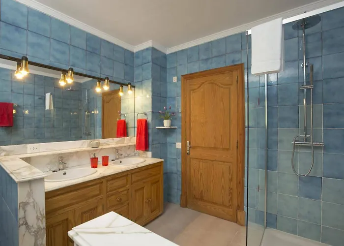 فيلة Suau Gran By